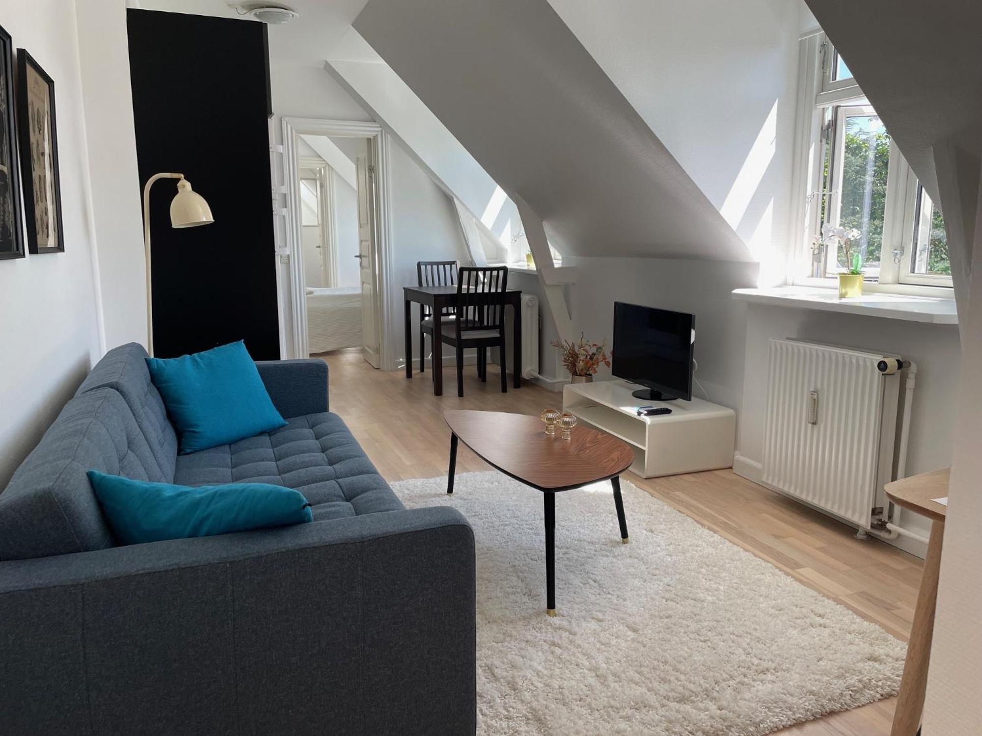 Cozy With Prime Location In Osterbro Appartement